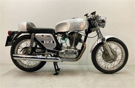 Ducati 350 Desmo Silver shotgun 1972.