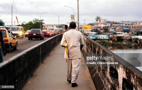 Chris Hondros Liberia Bridge Photos and Premium High Res Pictures - Getty Images