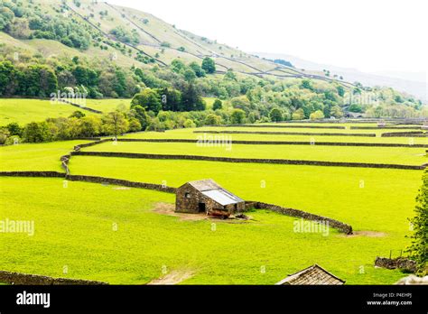 The Yorkshire Dales, Yorkshire Dales, farm, farms, Yorkshire dales ...