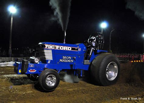 Tractor Pulling Engines