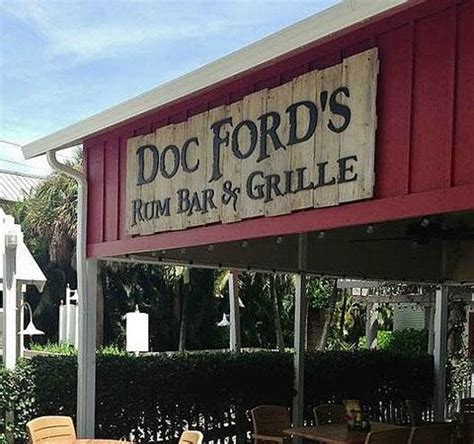 Doc Fords - Bar & Restaurant - Fort Myers Beach - Ft. Myers Beach