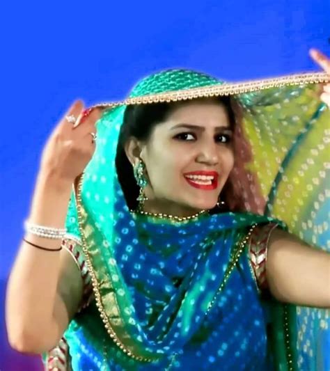 Kool Images Gallery: Haryanvi Singer-Dancer Sapna Chaudhary