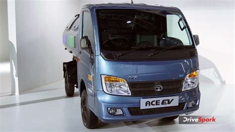 2023 Tata Ace EV Auto Expo 2023 Images [HD]: 2023 Tata Ace EV Interior & Exterior Photo Gallery ...