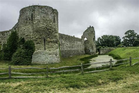 25 Norman Castles in England - Historic European Castles