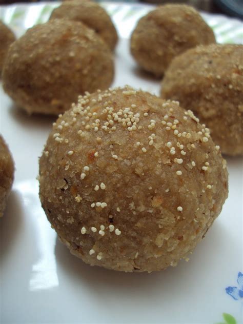 Recipe of Churma Ladoo | How to Make Churma Ladva - VegRecipeWorld