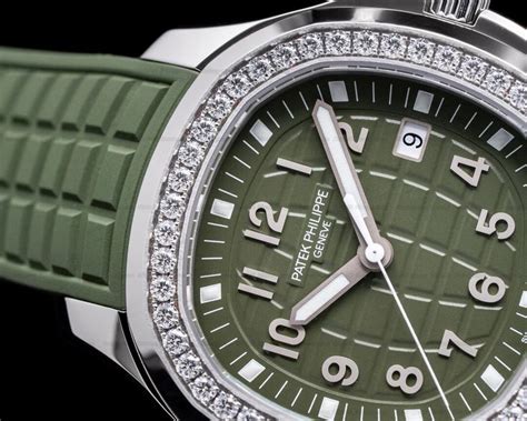 Patek Philippe Aquanaut 5267 Luce Khaki Green Dial / Diamond Bezel ...