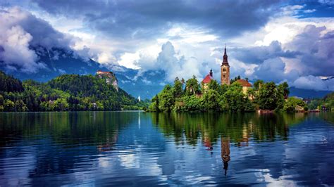 Must see spots in Slovenia for first time visitors - Via Tours Croatia