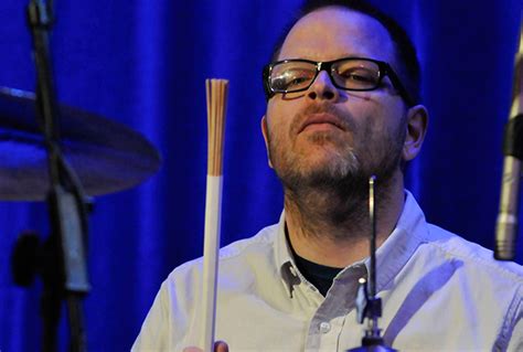 Watch Weezer Drummer Pat Wilson's Mid-Song Frisbee Catch - Rolling Stone