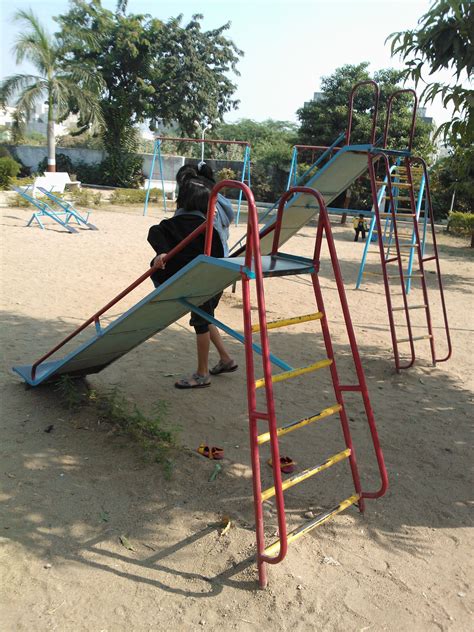 Metal Playground Slide, Kids Slide, प्लेग्राउंड स्लाइड in Vadodara , Pramukh Industries | ID ...