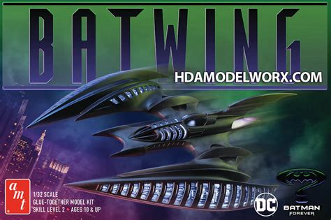 AMT Batman BATWING 1/32 Scale Plastic Model Kit