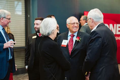 2022 Cincinnati Business Achievement Awards honor Lindner students, alumni and company ...