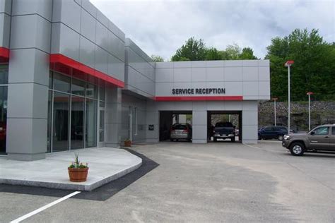 Emerson Toyota : Auburn, ME 04210 Car Dealership, and Auto Financing - Autotrader