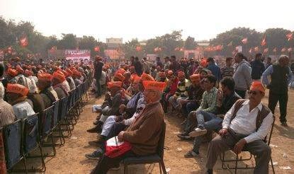 PM Modi pulls crowds, Rahul holds his crowd in Ghaziabad ahead of Uttar Pradesh Assembly ...