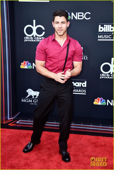 Nick Jonas' Muscles Are Bursting Out of His Shirt at Billboard Music ...