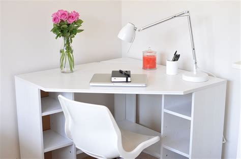 Pin by Edna Grimaldo on Creative Solutions | Diy corner desk, Ikea corner desk, Small corner desk
