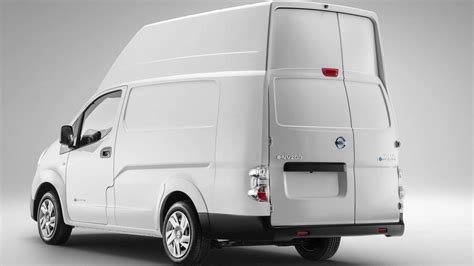 Nissan expands its electric van line-up across Europe - TotallyEV