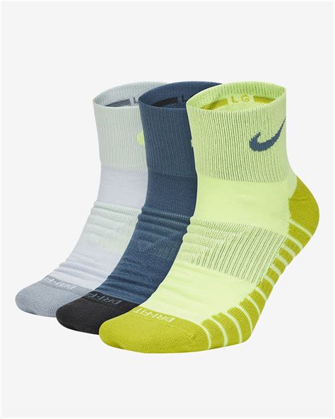 Nike Everyday Max Cushioned Training Ankle Socks (3 Pairs). Nike.com