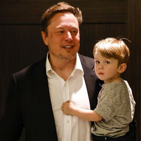 See Elon Musk Play With His and Grimes’ Son X AE A-XII in Rare Photos | American Superstar Magazine