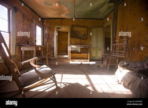 Interior of a house in Bodie State Historical Park Stock Photo - Alamy