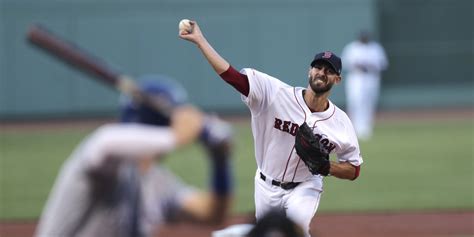 Rick Porcello pitches quality start against Royals