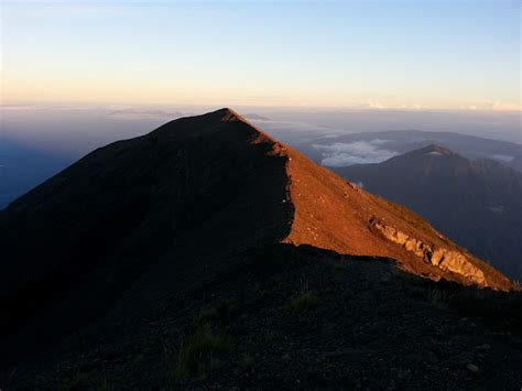 Distantpeak: Gunung Agung