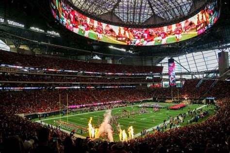 Mercedes-Benz Stadium Roof to be Open on Sunday - Football Stadium Digest