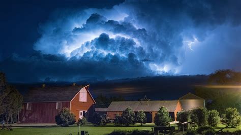 VIGOROUS LIGHTNING AND THUNDER - Storm Time Lapse 4K - YouTube