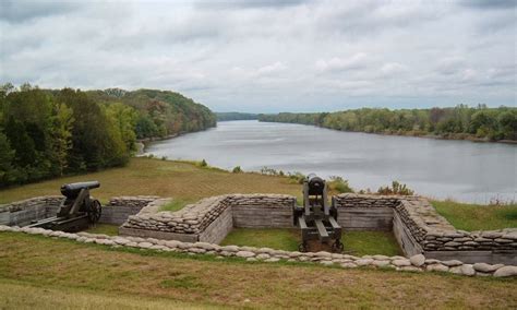 유 ErikTrek.com: Fort Donelson, Tennessee