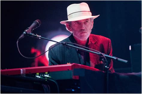 Benmont Tench Net Worth | Wife - Famous People Today