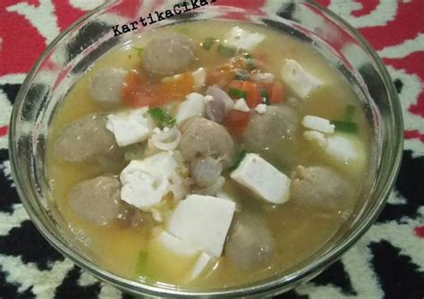 Resep Soup Tahu Bakso oleh Kartika Cikal - Cookpad