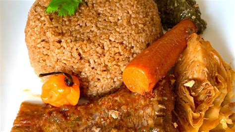 √ How To Prepare Jollof Rice With Fish / Palm Oil Rice : This gives you that smokey party ...