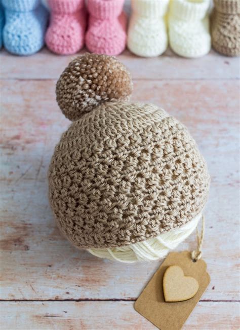 Easy Crochet Baby Hat (A Free Pattern) - Maisie and Ruth