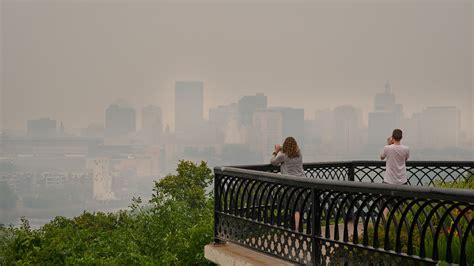 Wildfire smoke in Minnesota brings dystopian skies to the Midwest | Grist