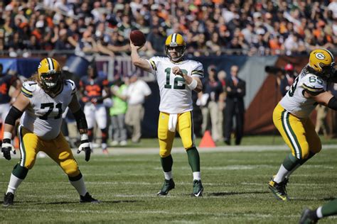 Green Bay Packers' Aaron Rodgers touchdown pass against Chicago Bears called back by penalty ...