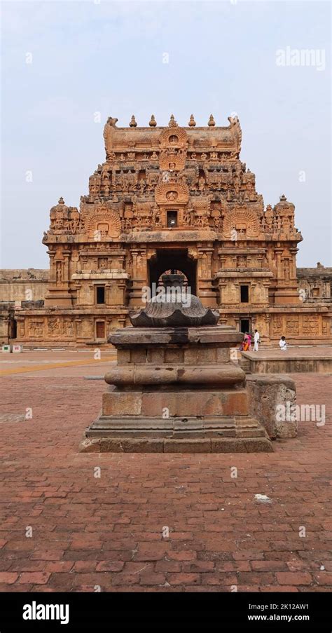 The Amazing Depicting on the Brihadeshwara Temple Entrance, Thanjavur, Tamil Nadu, India Stock ...