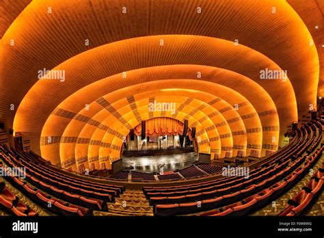 Radio city music hall interior hi-res stock photography and images - Alamy