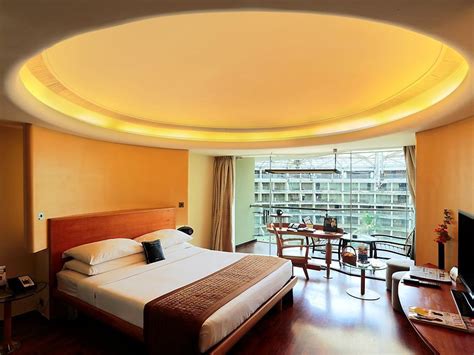 Sahara Star Hotel in Mumbai - Room Deals, Photos & Reviews