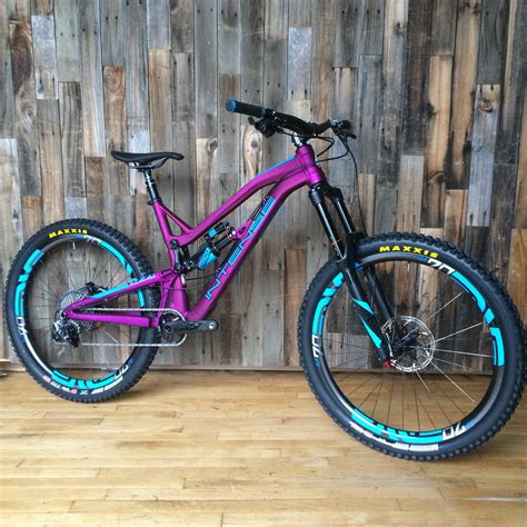 C3 Bike Shop's 2016 Intense Uzzi Custom Enduro Smasher - C3 Bike Shop's Bike Check - Vital MTB