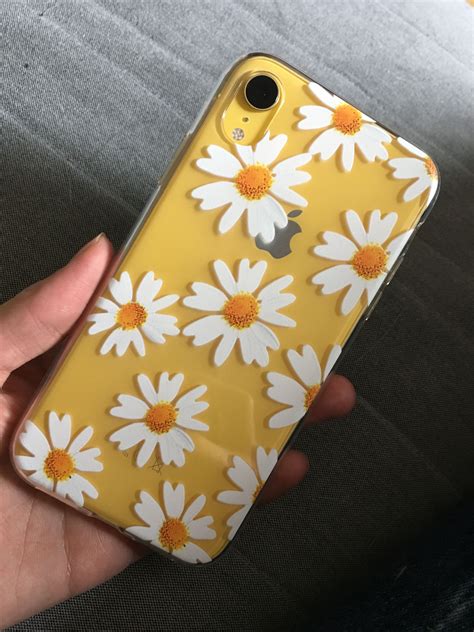 New Phone and new case 💛 | Flower phone case, Iphone phone cases ...