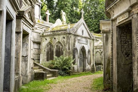 Mausoleum in Cemetery - 6 editorial photography. Image of mausoleum ...