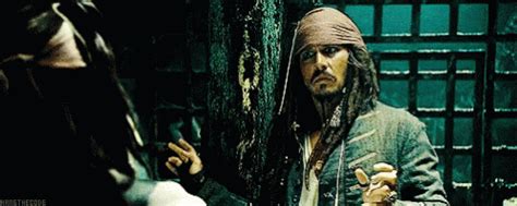 JACK SPARROW GIF - JACK SPARROW - Discover & Share GIFs