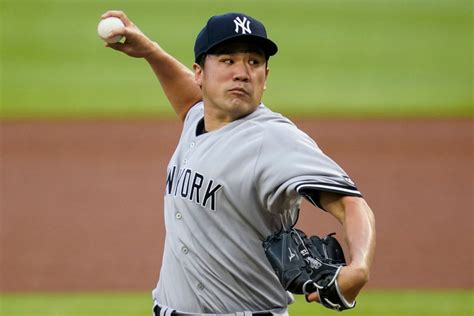 Masahiro Tanaka’s time with Yankees officially done, return to Japan ...