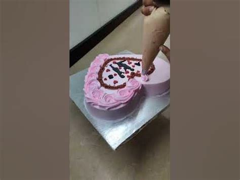 beautiful new cake designing Dil shape mein - YouTube