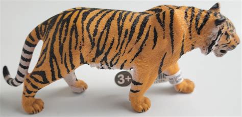 Schleich Tiger #14729 - Quietly sneaking up on its Prey