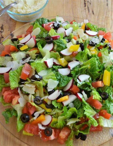 Green Salad - Crisp and Delicious Every Time! - The Spicy Apron