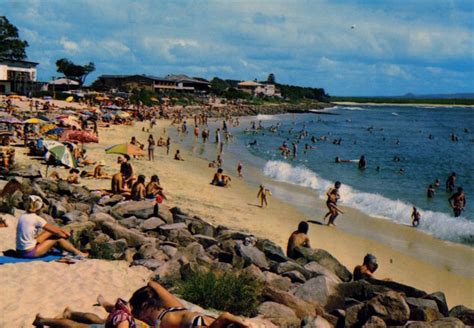 Noosa Heads, Queensland 1977 | Beach, Surfing, Vintage surf