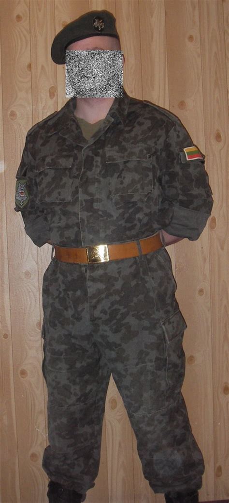 Lithuanian uniforms post 1990