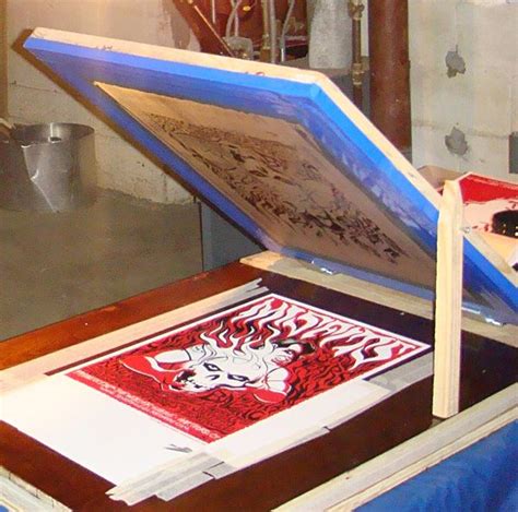 Building Your Own Vacuum Table Poster Press