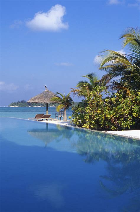 Cocoa Island, Maldives, is for people who want nothing more than to ...