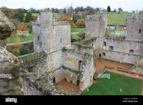 Interior of bodiam castle hi-res stock photography and images - Alamy